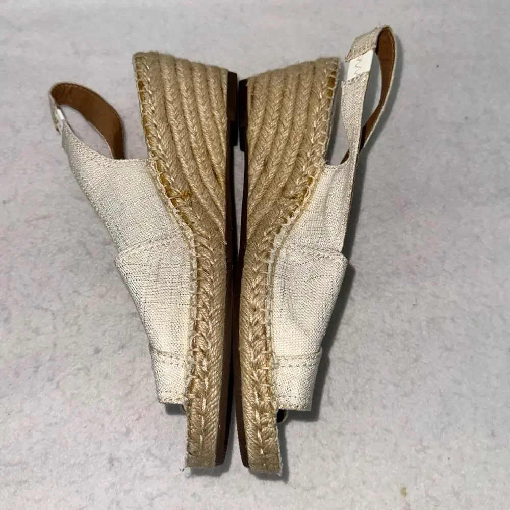 Women’s Clarks Artisan Peep Toe Sling Back Espadrilles Wedges Size 9 Gold